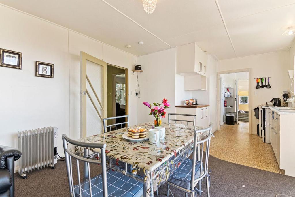 Pakawau Beach House - Golden Bay Holiday Home Экстерьер фото